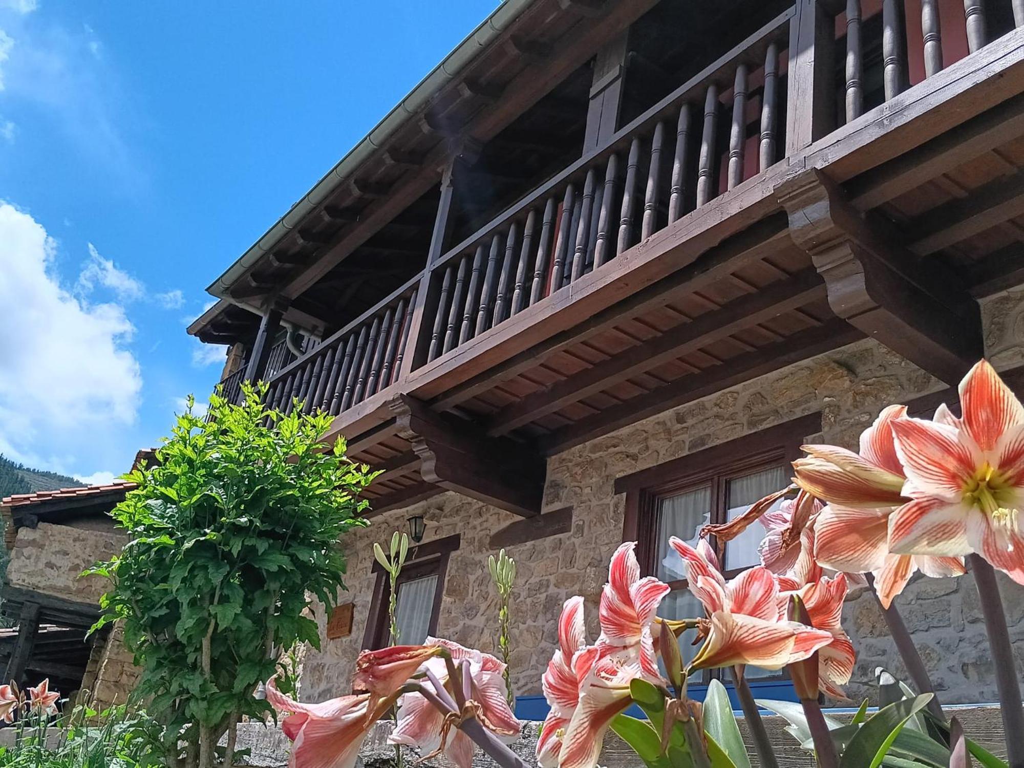 Apartamentos Calm & Nature - Adults Only Cabezon de Liebana Exterior foto